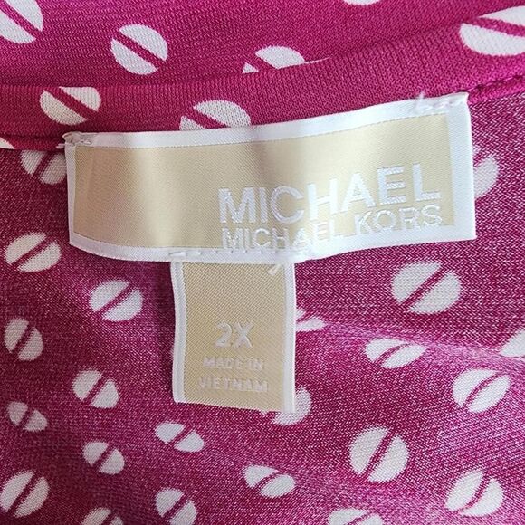 Michael Kors Stylish Pink Print Top (2X) - Picture 5 of 5
